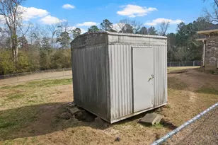 691 Co Rd 1464, Hughes Springs, TX 75656 - Photo 30