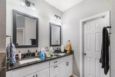 207 S James Street, Alvarado, TX 76009 - Photo 14