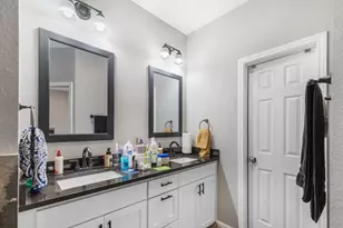 207 S James St, Alvarado, TX 76009 - Photo 14