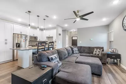 207 S James Street, Alvarado, TX 76009 - Photo 6