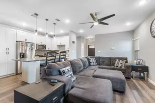 207 S James St, Alvarado, TX 76009 - Photo 6