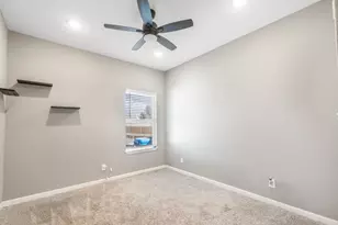 207 S James St, Alvarado, TX 76009 - Photo 18