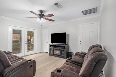 6308 Vel Drive, Fort Worth, TX 76112 - Photo 18