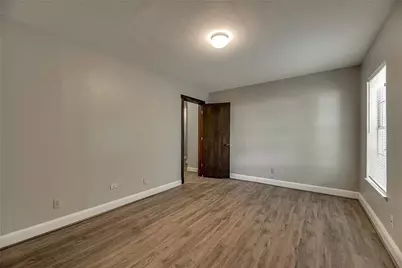 202 S Willomet Drive, Dallas, TX 75208 - Photo 18