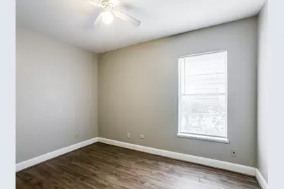 202 S Willomet Drive, Dallas, TX 75208 - Photo 22