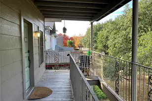 202 S Willomet Dr, Dallas, TX 75208 - Photo 30