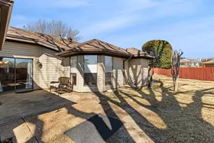 2801 Stoneridge Dr, Garland, TX 75044 - Photo 30