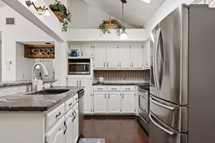 2801 Stoneridge Dr, Garland, TX 75044 - Photo 12