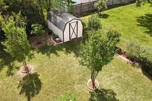 1037 Barber St, Hurst, TX 76053 - Photo 34