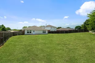 1448 Ridgecrest Dr, Little Elm, TX 75068 - Photo 4