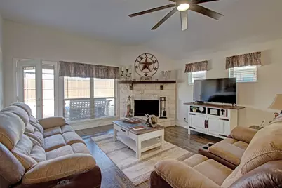 1916 Nightfall Drive, Alvarado, TX 76009 - Photo 10