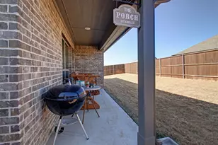 1916 Nightfall Dr, Alvarado, TX 76009 - Photo 18
