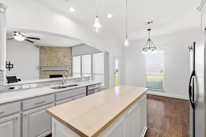 13176 Amber Meadow Drive, Talty, TX 75126 - Photo 10