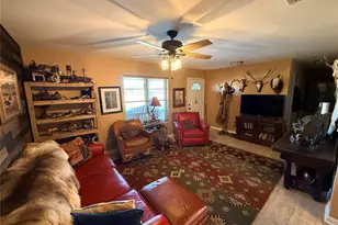 351 Bosque Bend Ln, China Spring, TX 76633 - Photo 2