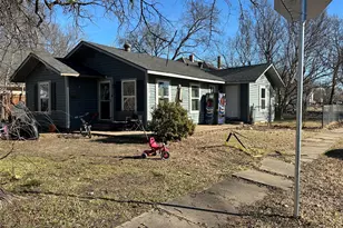 723 S Elm St, Sherman, TX 75090 - Photo 2