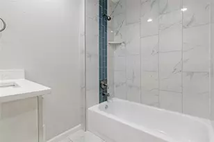 1123 W Morgan St, Denison, TX 75020 - Photo 8