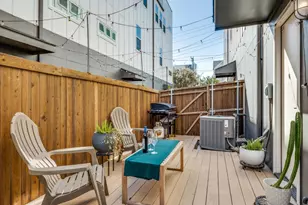 2310 N Carroll Ave, Dallas, TX 75204 - Photo 24