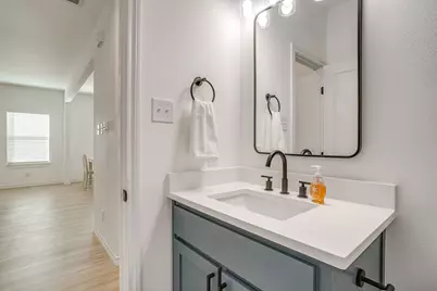 3815 Silver Creek Court, Granbury, TX 76048 - Photo 32