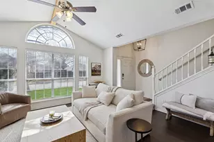 705 Timbercreek Dr, Hurst, TX 76053 - Photo 6