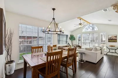 705 Timbercreek Drive, Hurst, TX 76053 - Photo 10