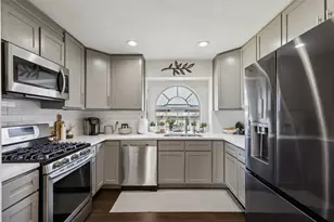 705 Timbercreek Dr, Hurst, TX 76053 - Photo 12