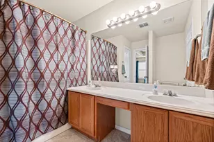 717 Rambling Ct, Granbury, TX 76049 - Photo 12