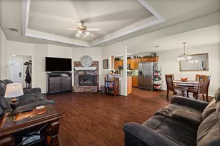 717 Rambling Ct, Granbury, TX 76049 - Photo 4