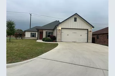 140 Hummingbird Drive, Weatherford, TX 76088 - Photo 1