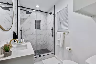 1044 Meadowbrook Drive, Grapevine, TX 76051 - Photo 16