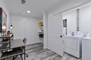 1044 Meadowbrook Dr, Grapevine, TX 76051 - Photo 24