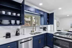 1044 Meadowbrook Dr, Grapevine, TX 76051 - Photo 8