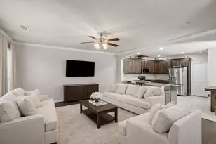 921 Shelby Ln, Lewisville, TX 75056 - Photo 4