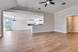 1808 Wolf Creek Dr, Arlington, TX 76018 - Photo 6