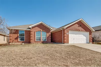 1808 Wolf Creek Drive, Arlington, TX 76018 - Photo 2