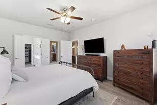 821 Blackhorse Trl, Justin, TX 76247 - Photo 14