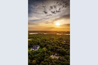 1619 Bloomfield Road, Valley View, TX 76272 - Photo 34