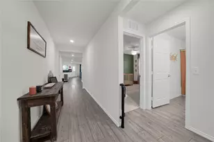 2213 Vlg Crk Ln, Denton, TX 76208 - Photo 2