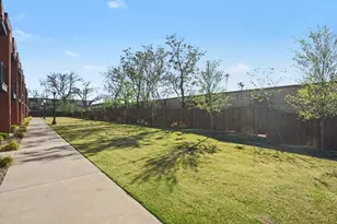 13351 Goodland St, Farmers Branch, TX 75234 - Photo 26