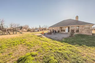 125 Lexington Cir, Haslet, TX 76052 - Photo 18