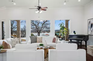 1916 W Emerald Bend Ct, Granbury, TX 76049 - Photo 4