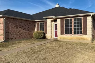 8221 Atherton St, Arlington, TX 76002 - Photo 2