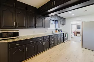 1401 W 12th St, Cisco, TX 76437 - Photo 22