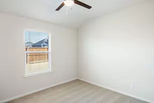 1803 Boxwood Dr, Sherman, TX 75092 - Photo 12