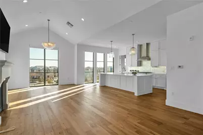 5270 Town and Country Boulevard #302, Frisco, TX 75034 - Photo 4