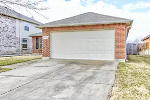 7445 Sienna Ridge Ln, Fort Worth, TX 76131 - Photo 2