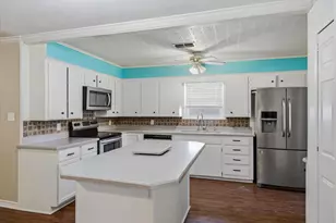 1729 Elliot Dr, Canton, TX 75103 - Photo 8