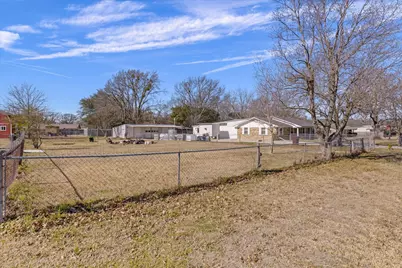 1729 Elliot Drive, Canton, TX 75103 - Photo 38