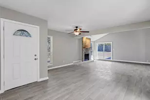 9724 Summerwood Cir, Dallas, TX 75243 - Photo 24