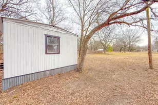 17340 County Road 3321, Frost, TX 76641 - Photo 20