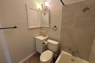 3521 W 7th St, Fort Worth, TX 76107 - Photo 6